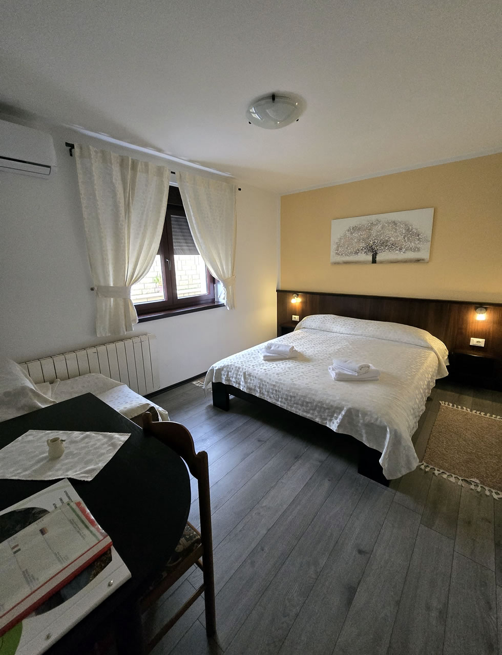 Soba u Pansionu Bijela Ruža